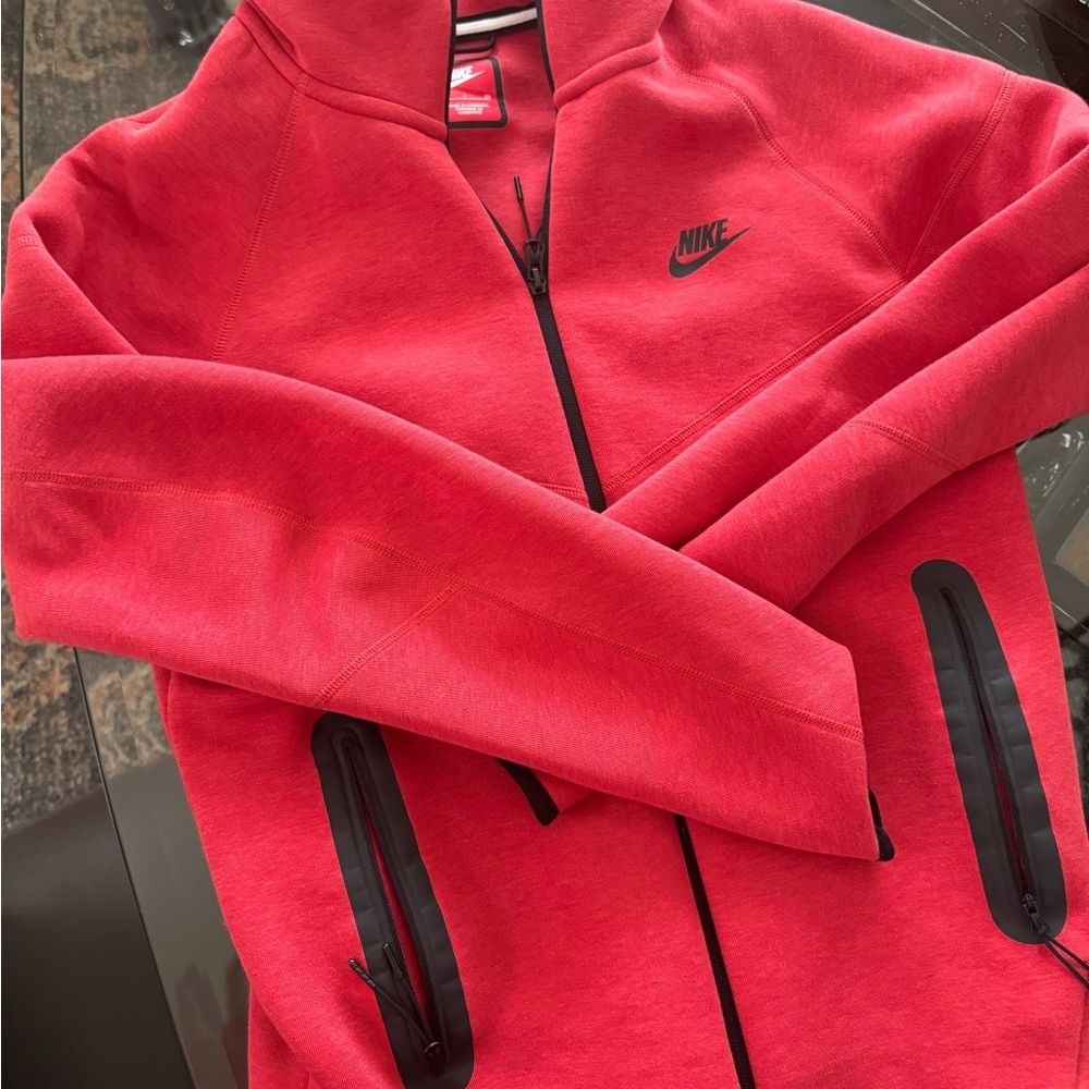 Nike Sportswear Tech  Windrunner hoodie